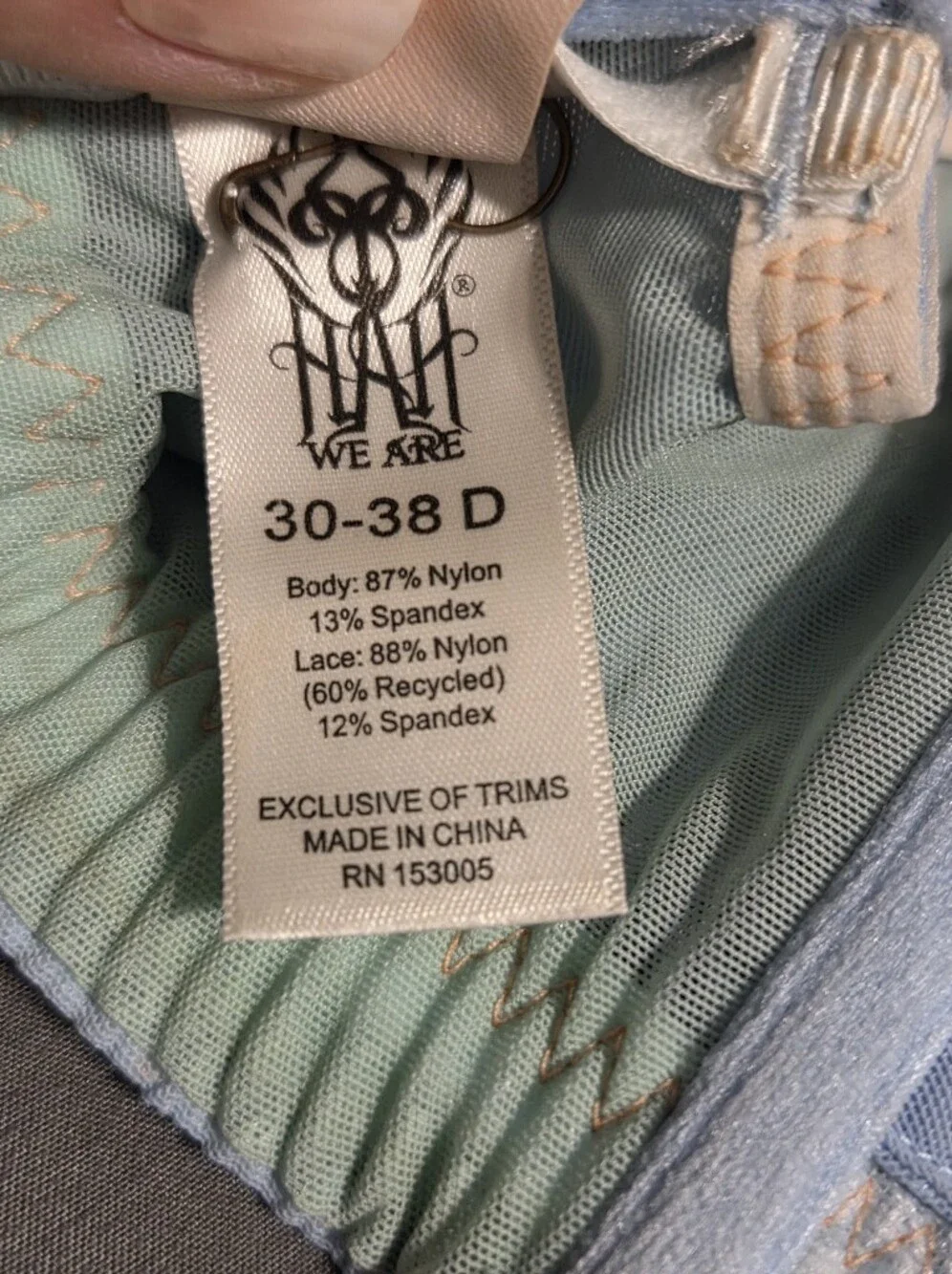 NWOT Women’s Lace Padded Bralette in Pastel Multicolor